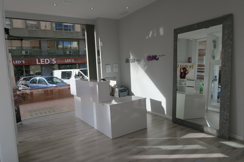 Recepci�n cl�nicas EVA Alicante Av. Aguilera