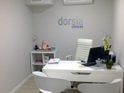 Atenci�n al paciente primera visita Cl�nica EVA en Palma de Mallorca C/ Arag�n