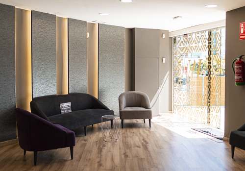 zona descanso cl�nicas EVA Benidorm