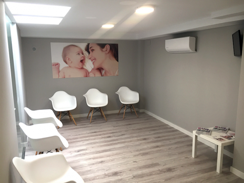 Zona de espera Cl�nica de Fertilidad en Palma de Mallorca Via Alemania